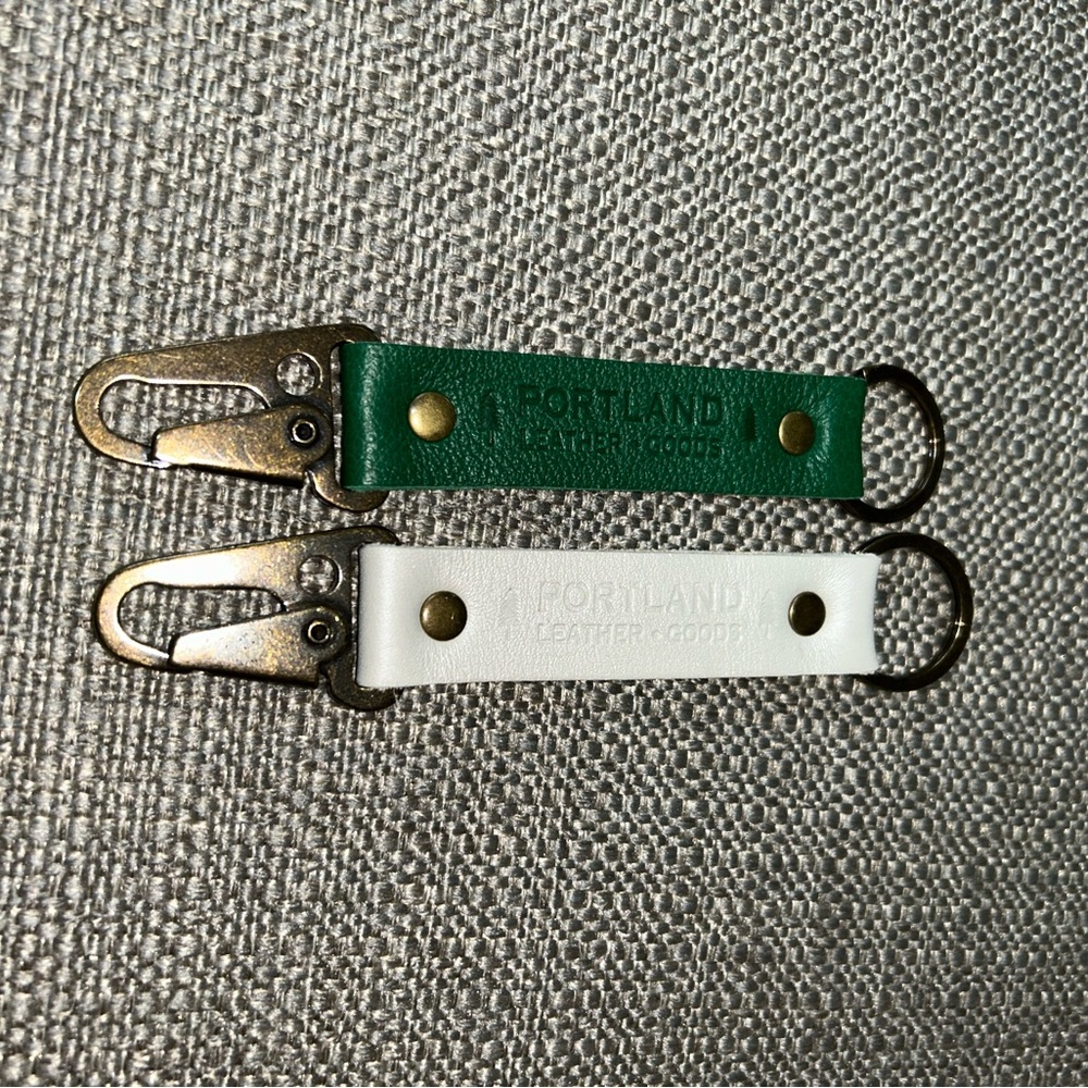 Portland Leather Goods Long Keychain set